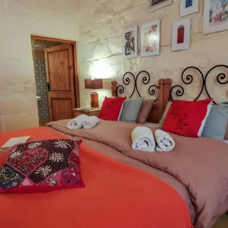 Peaceful Farmhouse With Cozy Yard 3* Għarb