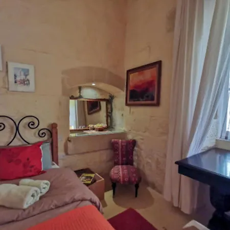 Peaceful Farmhouse With Cozy Yard 3* Għarb