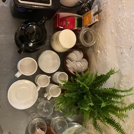 Peaceful Farmhouse With Cozy Yard Bed and Breakfast 3*